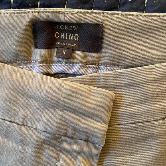 Classic J. Crew Chino Short - Picture 2 of 2